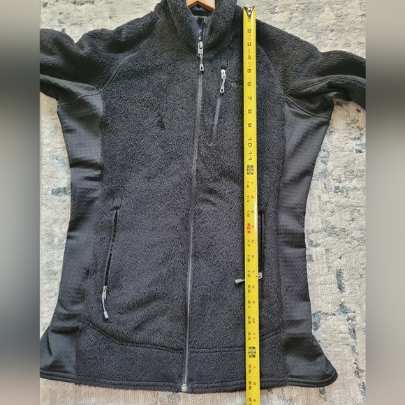 Patagonia women's R2 hoodie - Picture 9 of 10